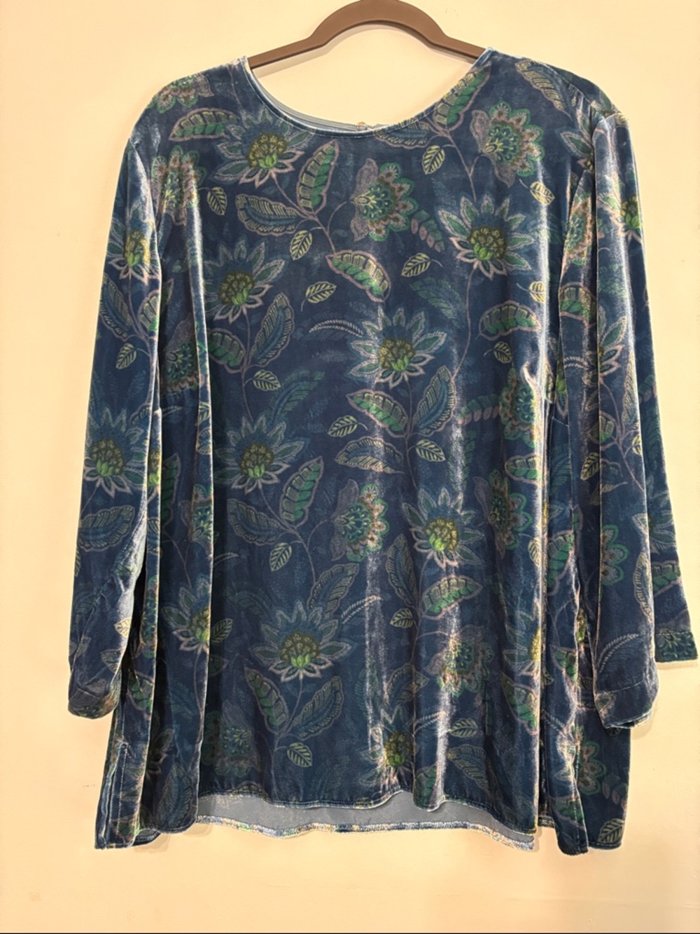 Large J. Jill Blue Floral Velvet Long-Sleeve Tunic